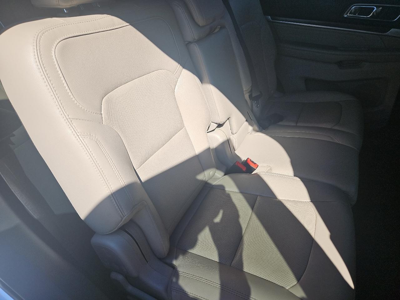 Ford Explorer Limited 4WD 2018