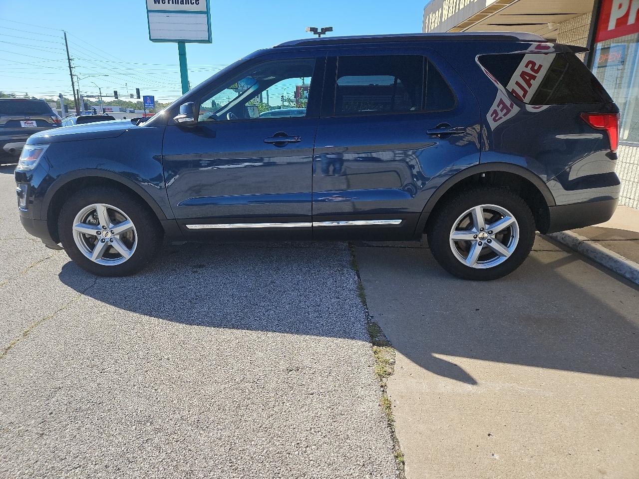 Ford Explorer XLT 4WD 2017