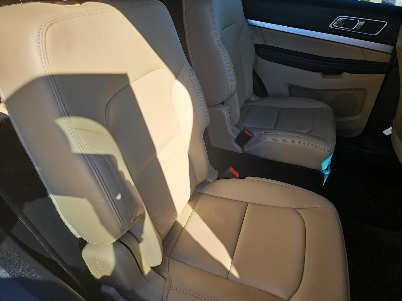 Ford Explorer XLT 4WD 2017