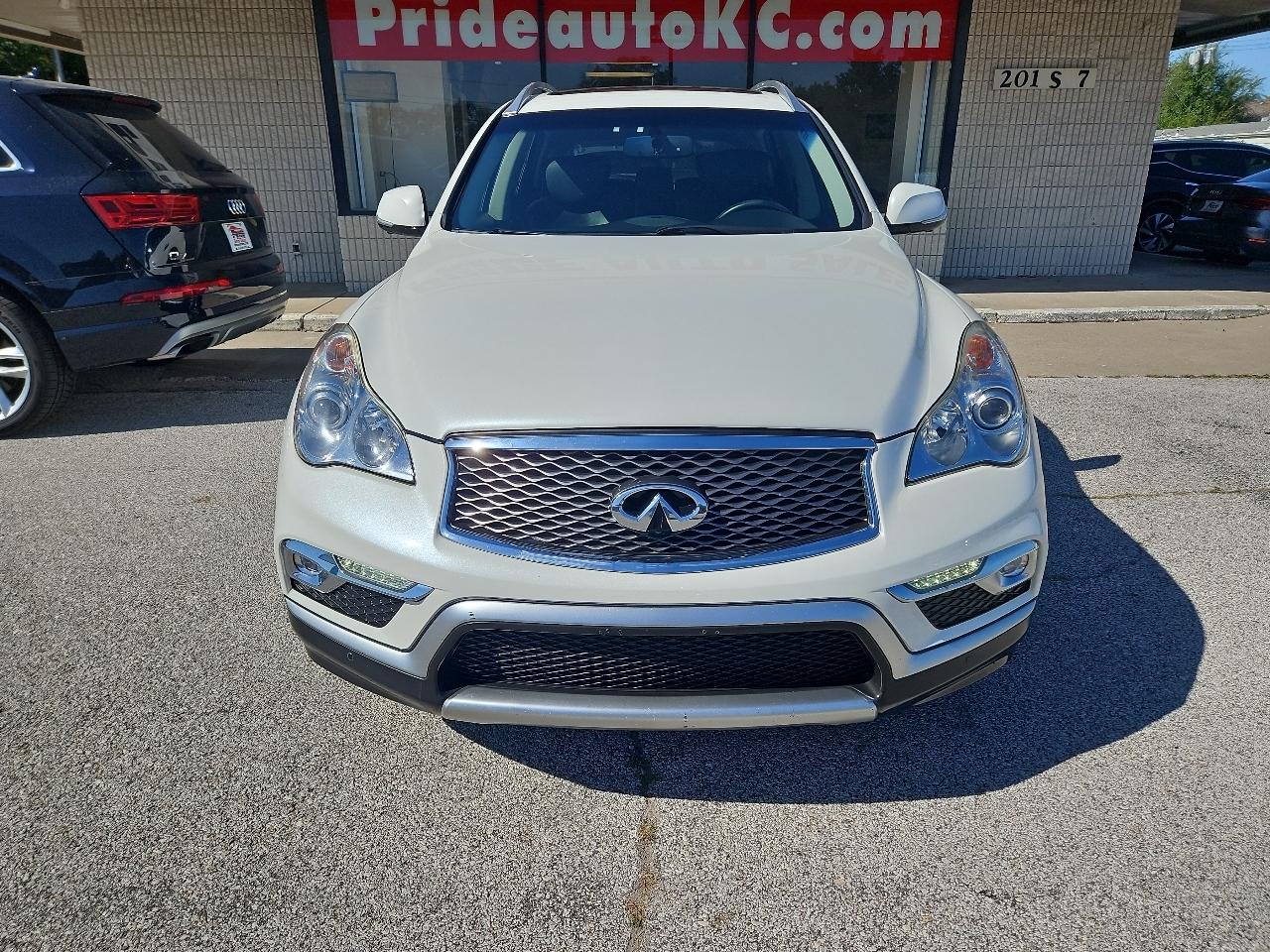Infiniti QX50 Base AWD 2017