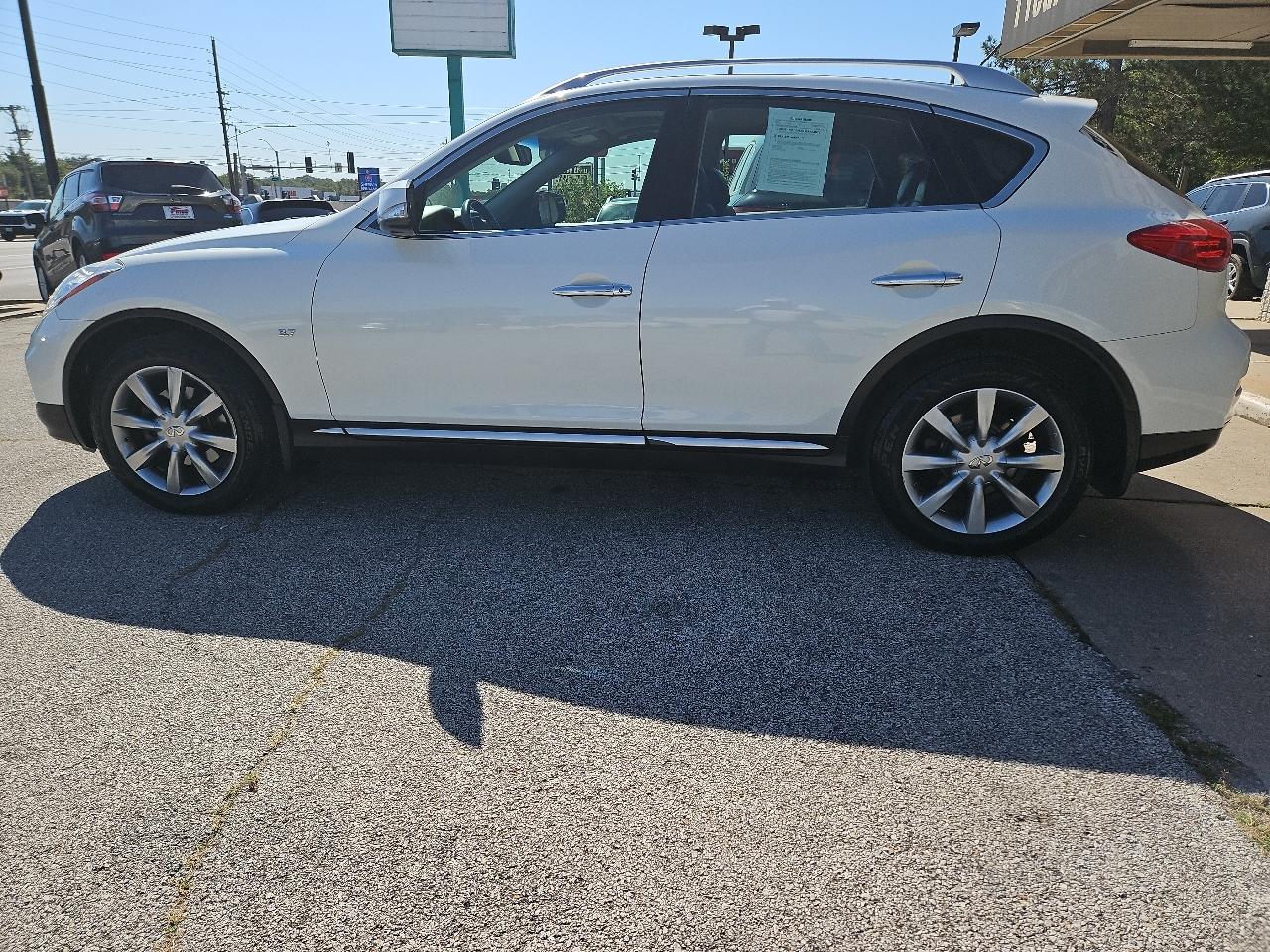 Infiniti QX50 Base AWD 2017