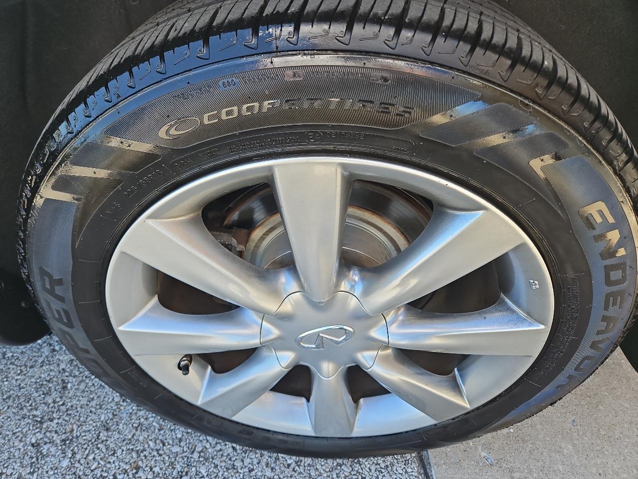 Infiniti QX50 Base AWD 2017