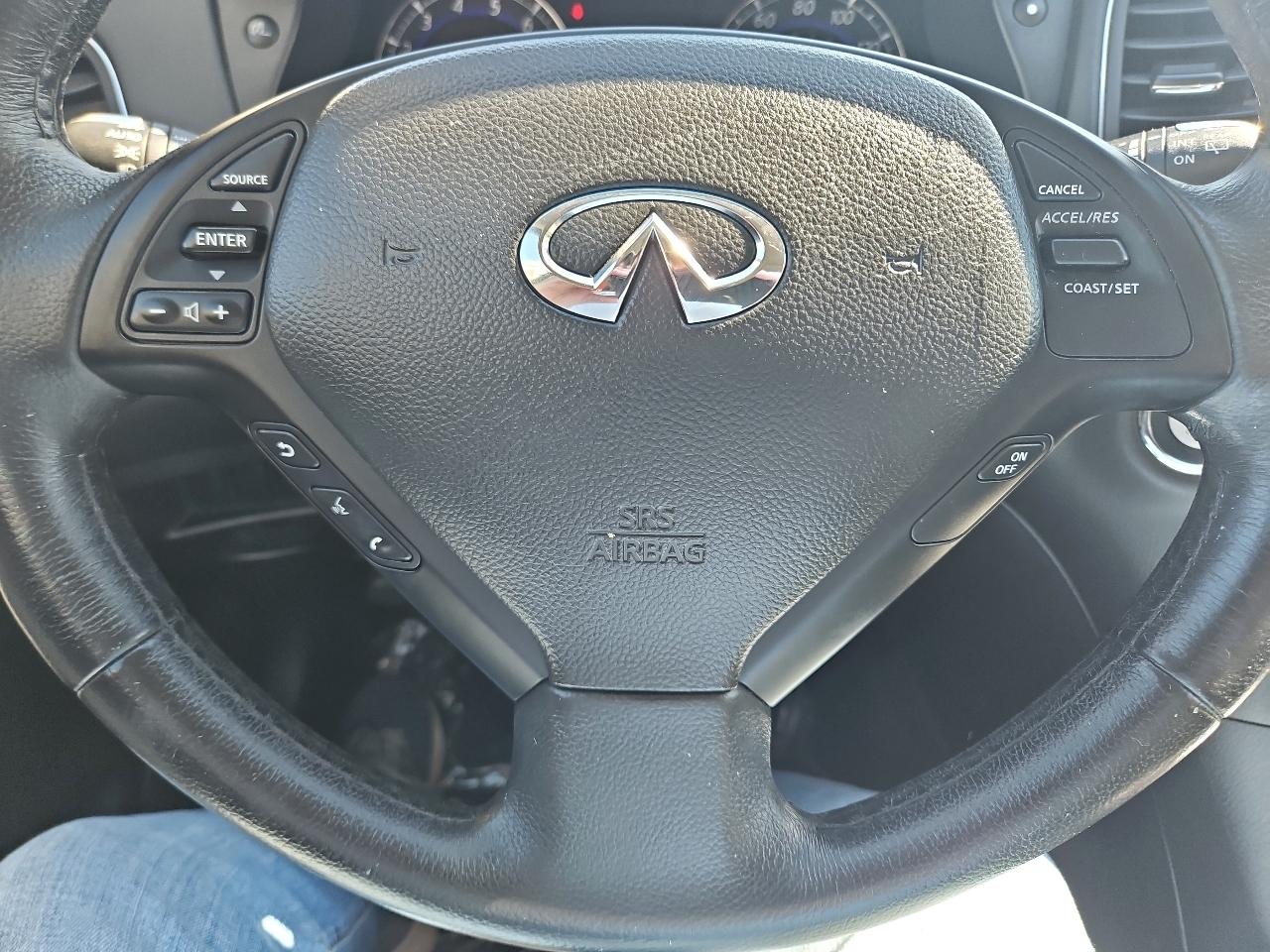 Infiniti QX50 Base AWD 2017