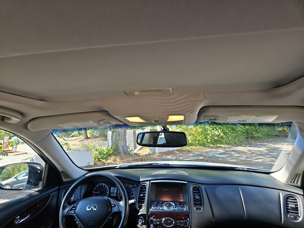 Infiniti QX50 Base AWD 2017
