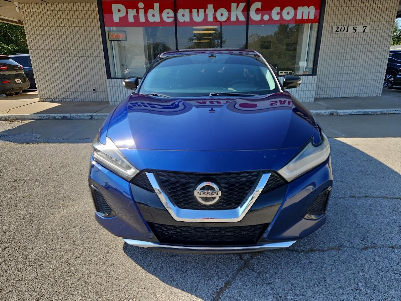 Nissan Maxima 3.5 SV 2019