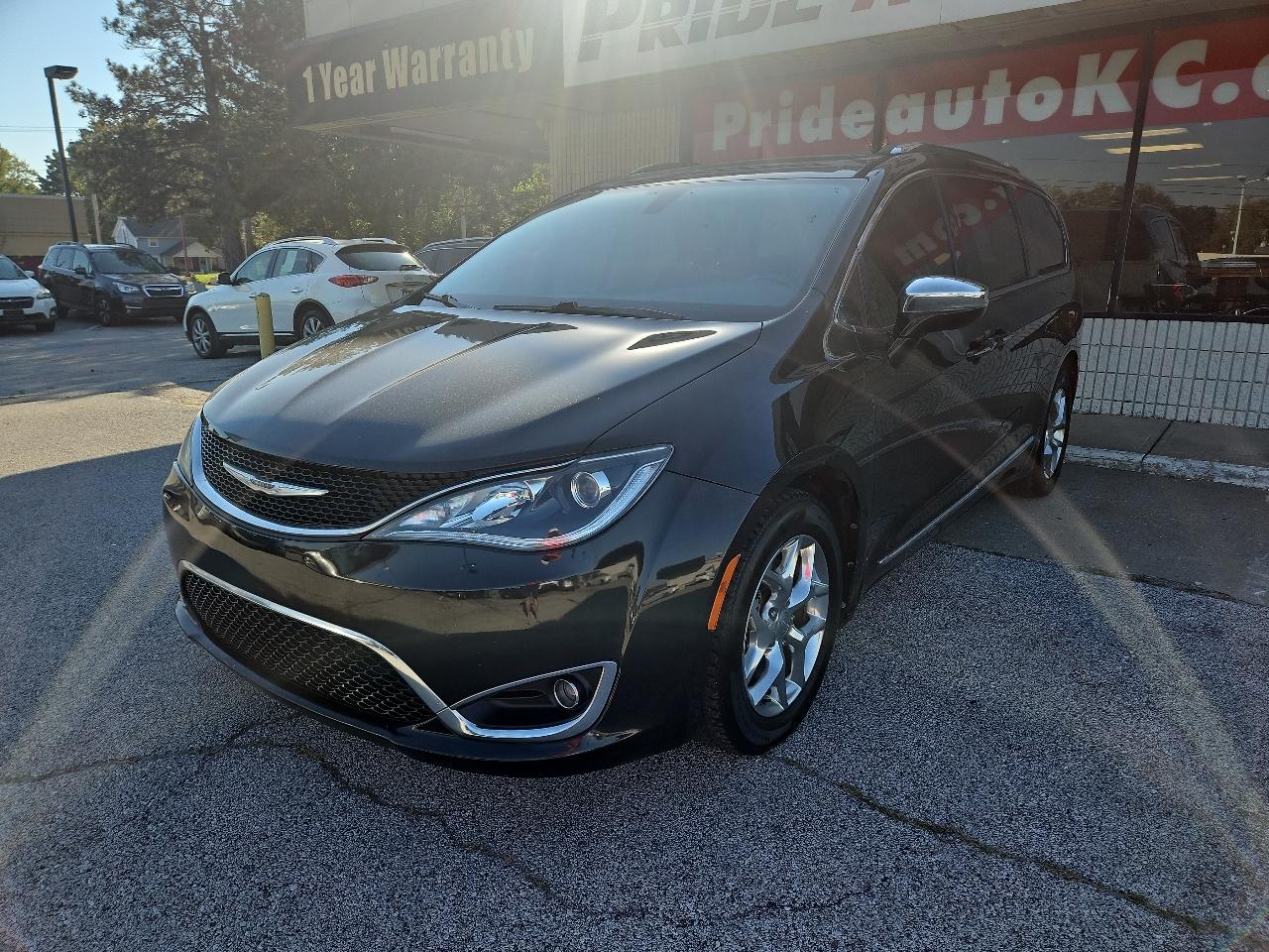 Chrysler Pacifica Limited 2018