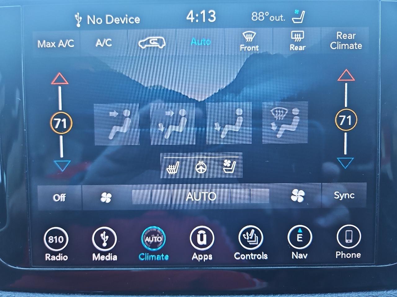 Chrysler Pacifica Limited 2018