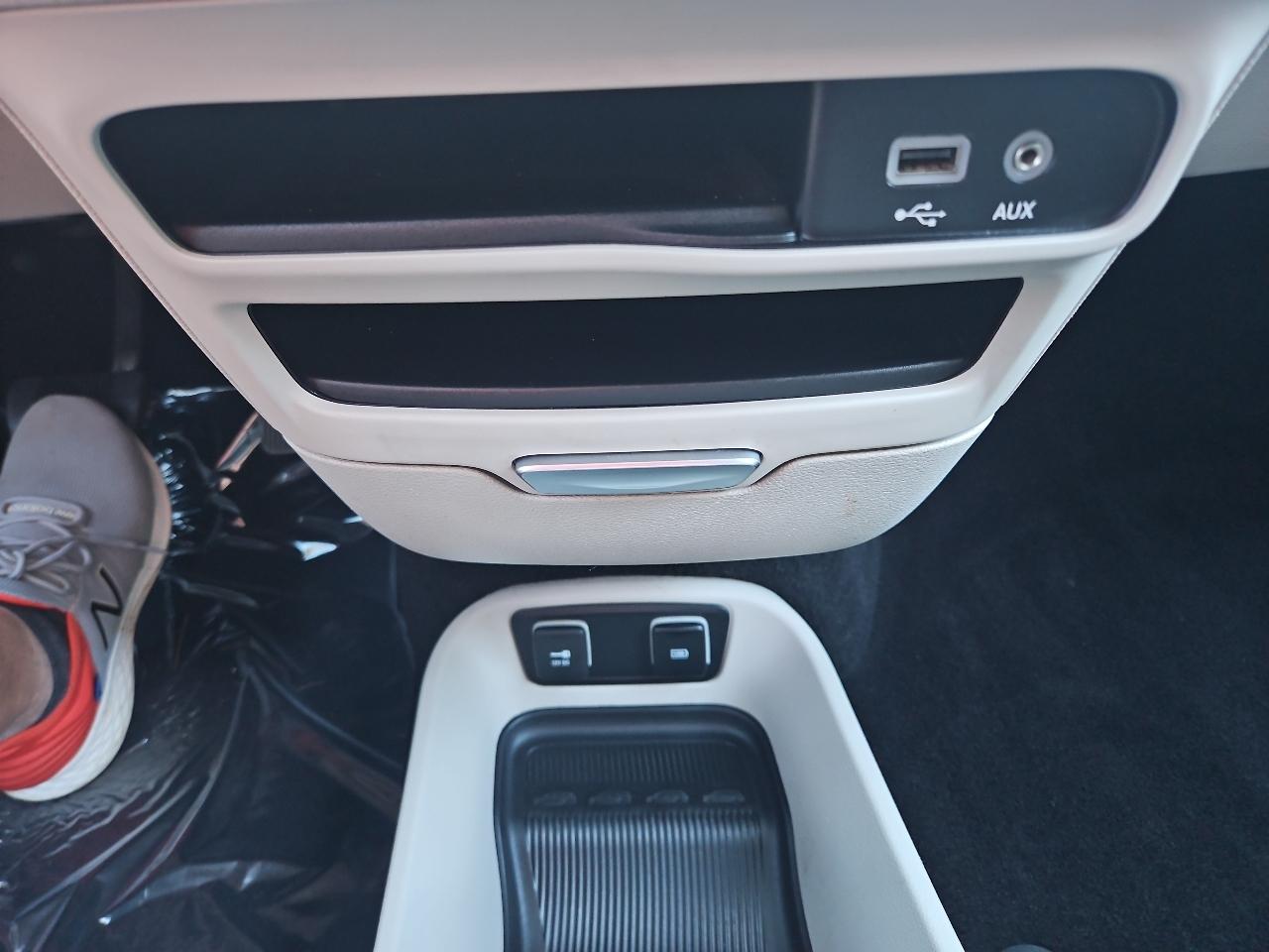Chrysler Pacifica Limited 2018