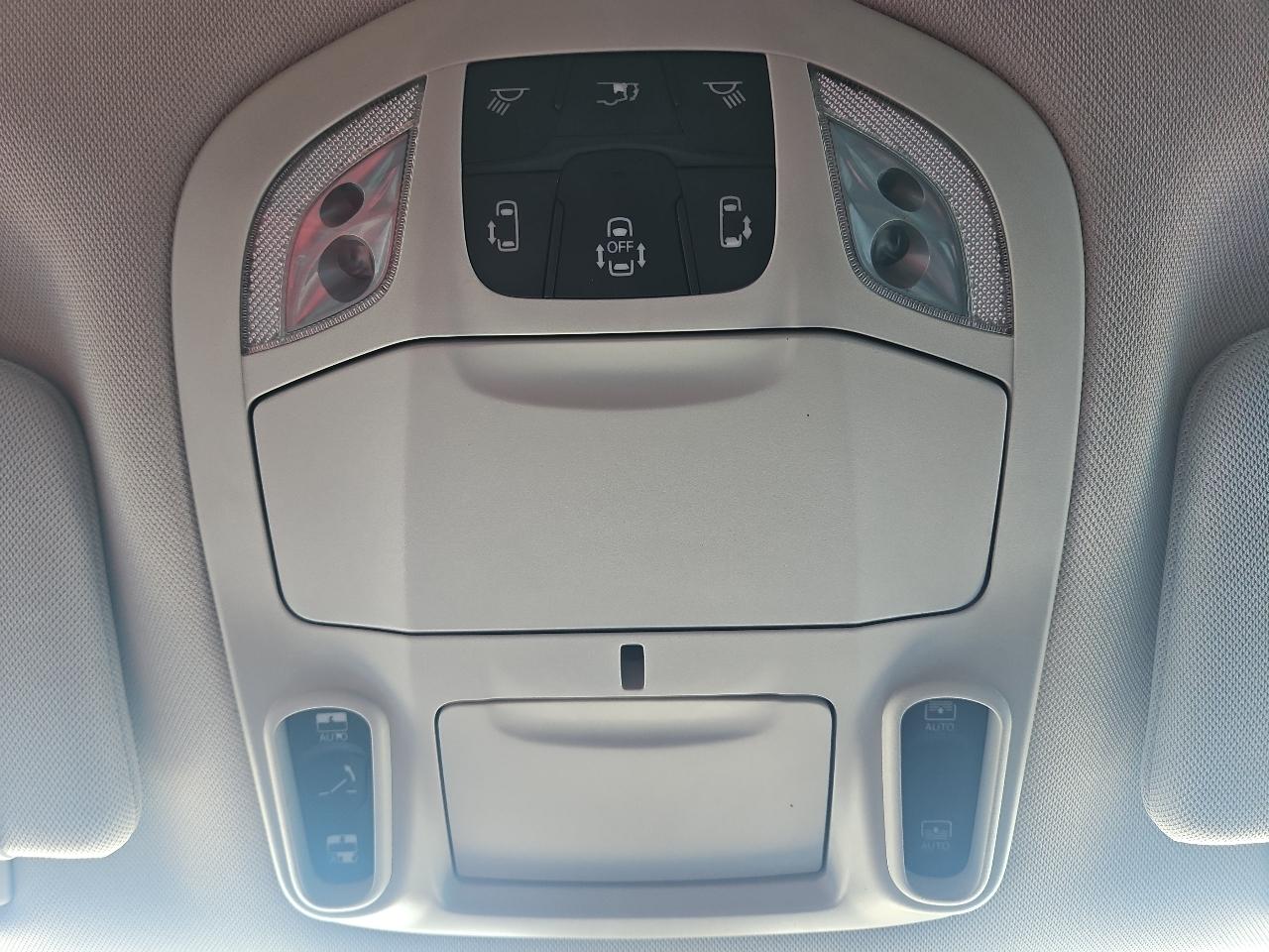 Chrysler Pacifica Limited 2018