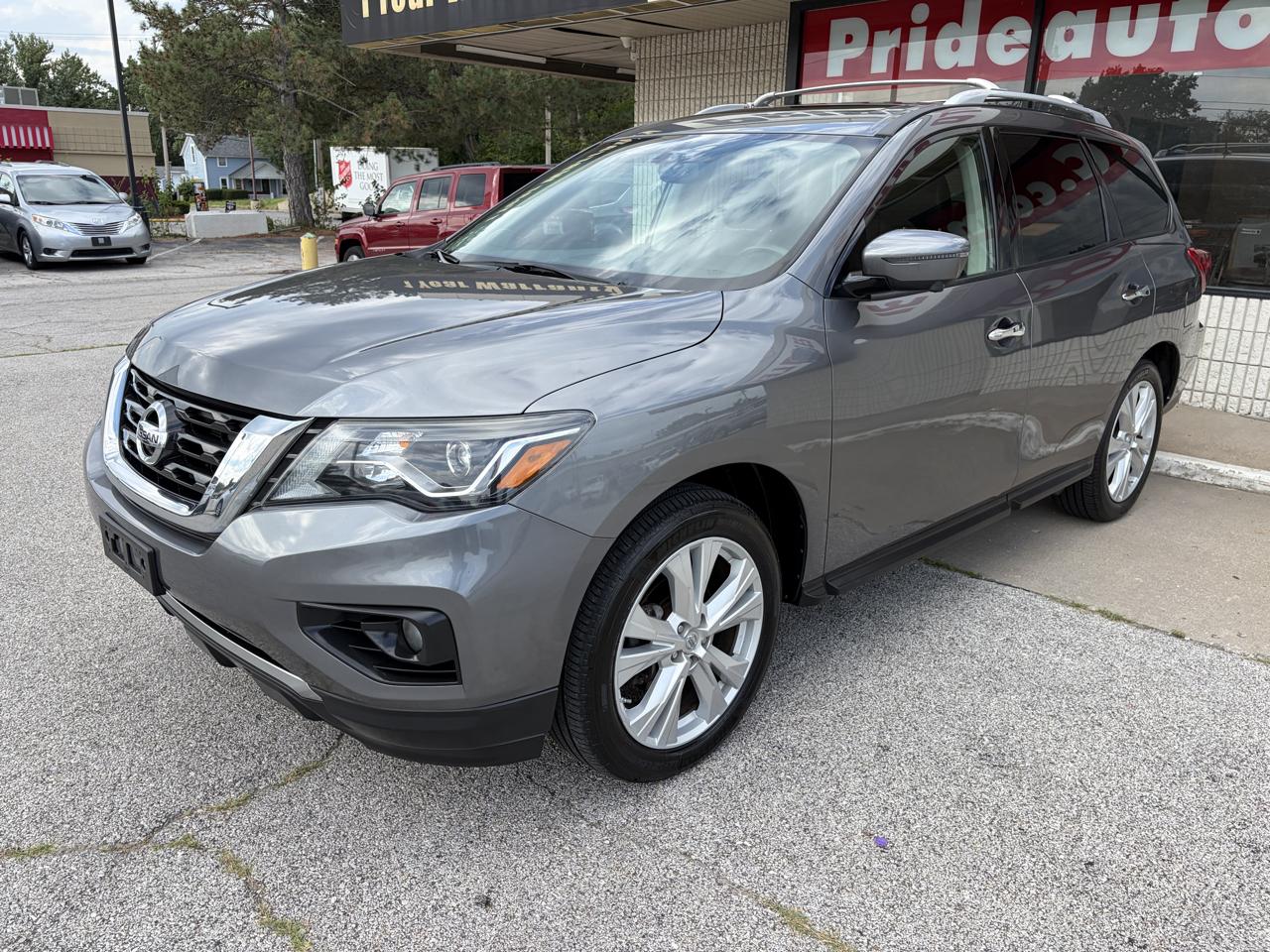 Nissan Pathfinder SL 4WD 2018
