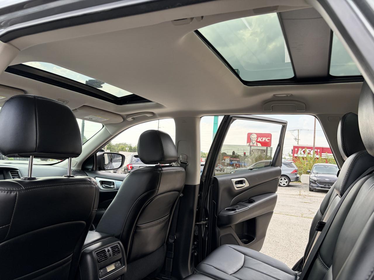Nissan Pathfinder SL 4WD 2018
