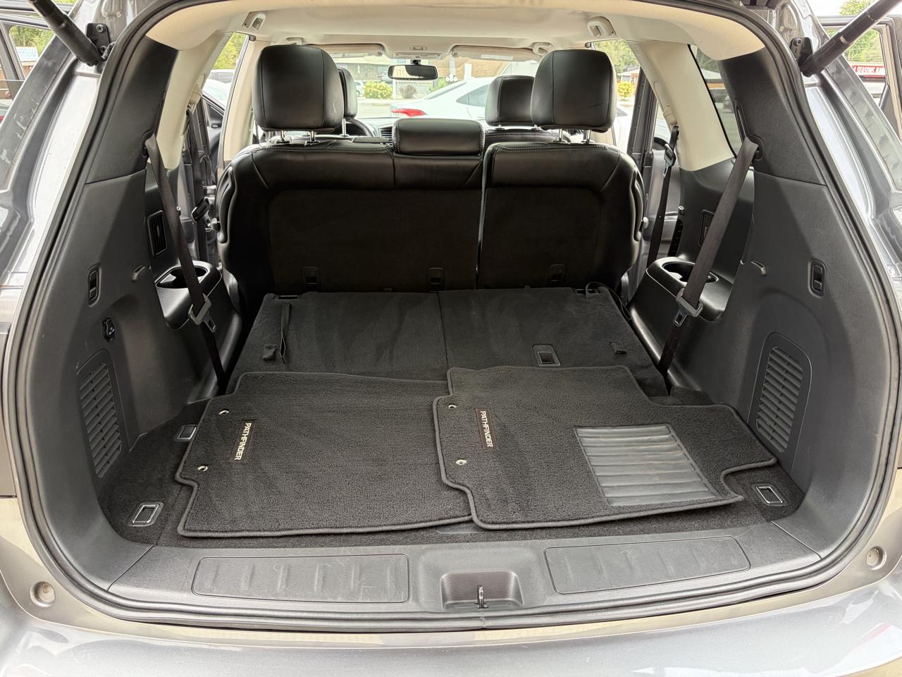 Nissan Pathfinder SL 4WD 2018