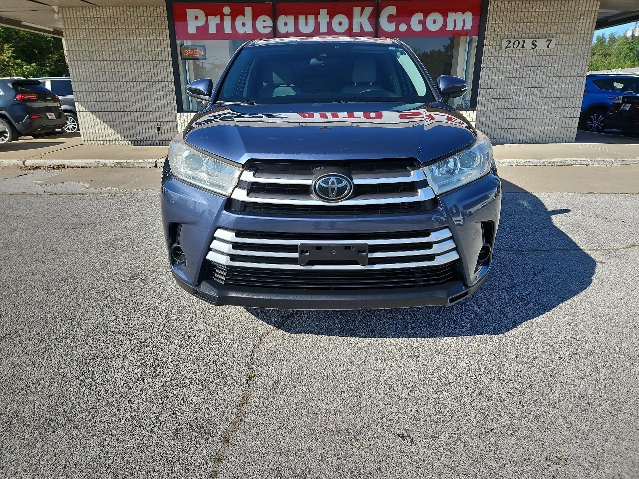 Toyota Highlander LE Plus AWD V6 2018