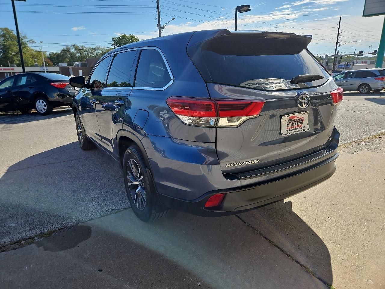 Toyota Highlander LE Plus AWD V6 2018