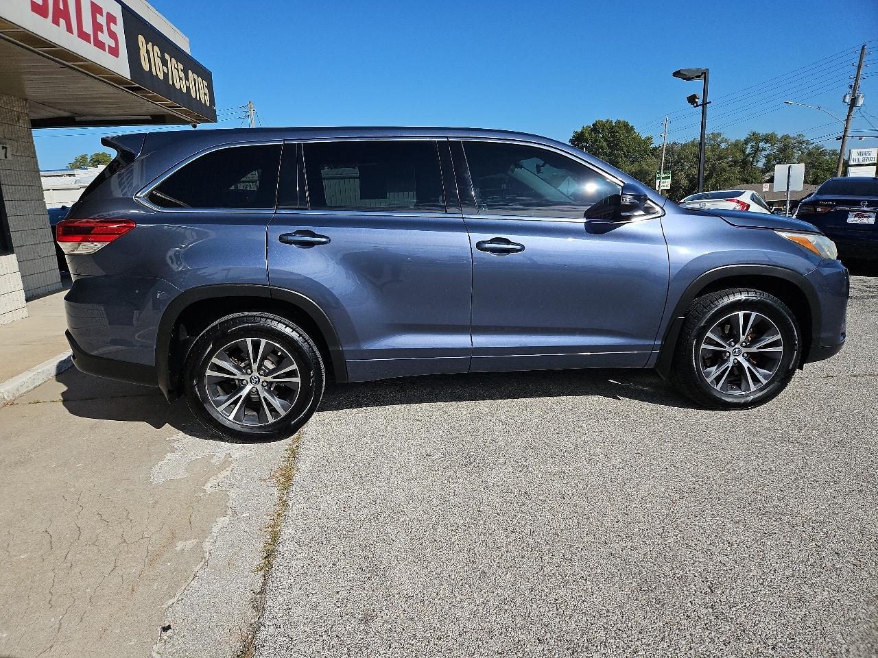 Toyota Highlander LE Plus AWD V6 2018