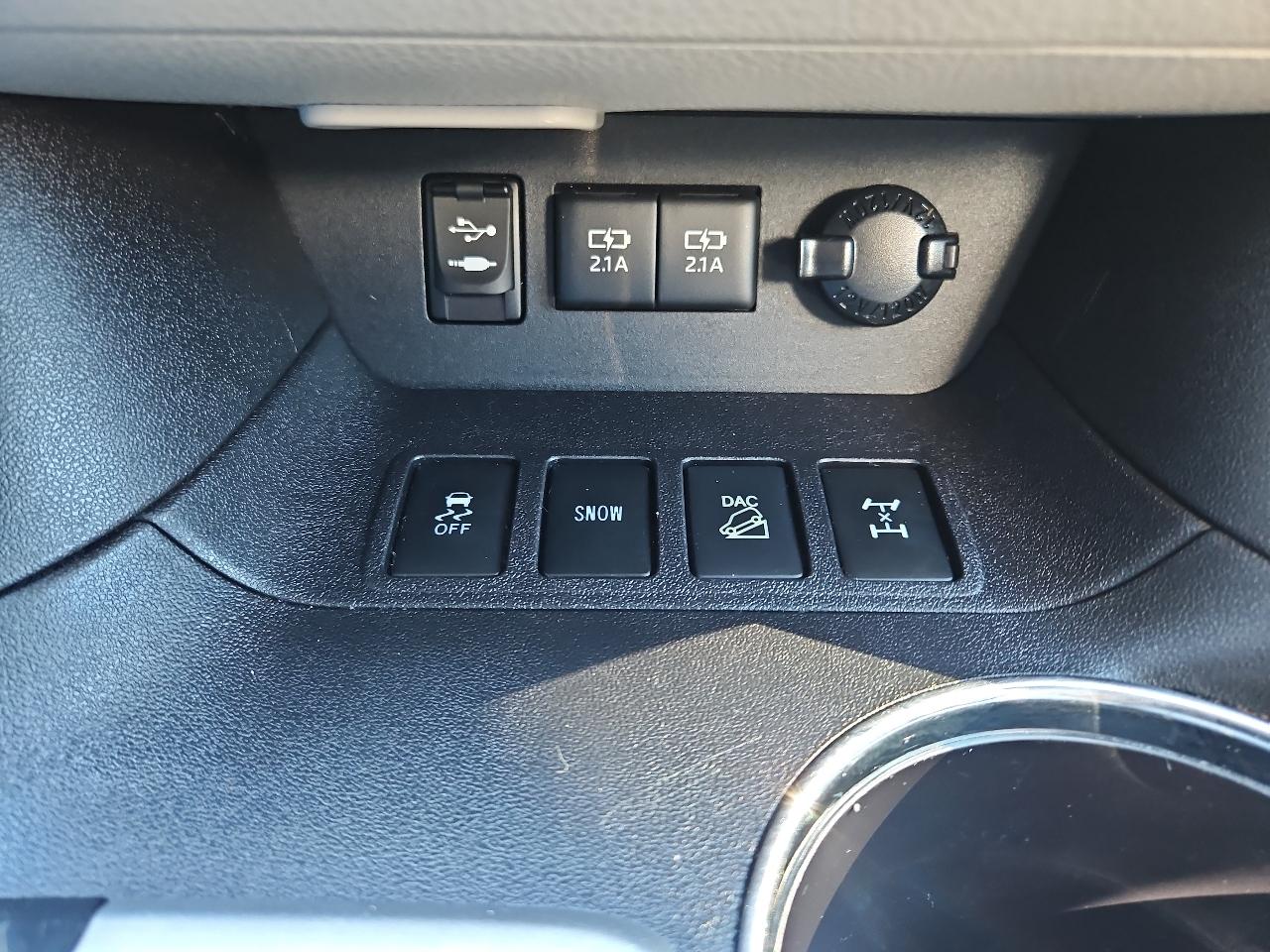 Toyota Highlander LE Plus AWD V6 2018