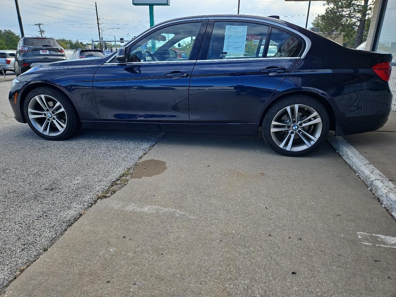 BMW 3-Series  2017