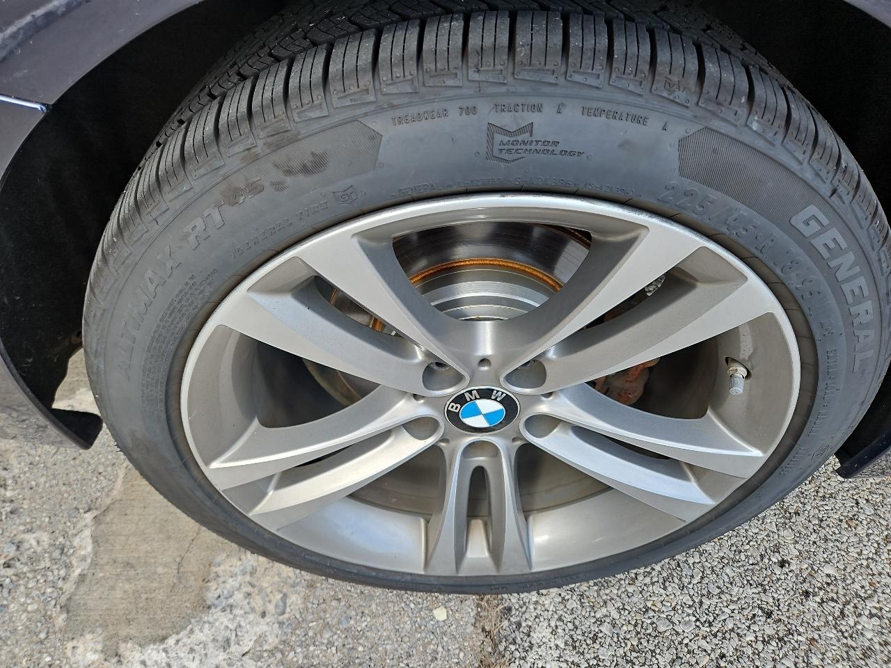 BMW 3-Series  2017