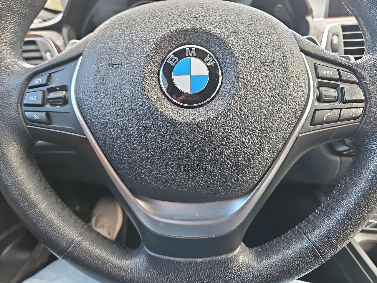 BMW 3-Series  2017