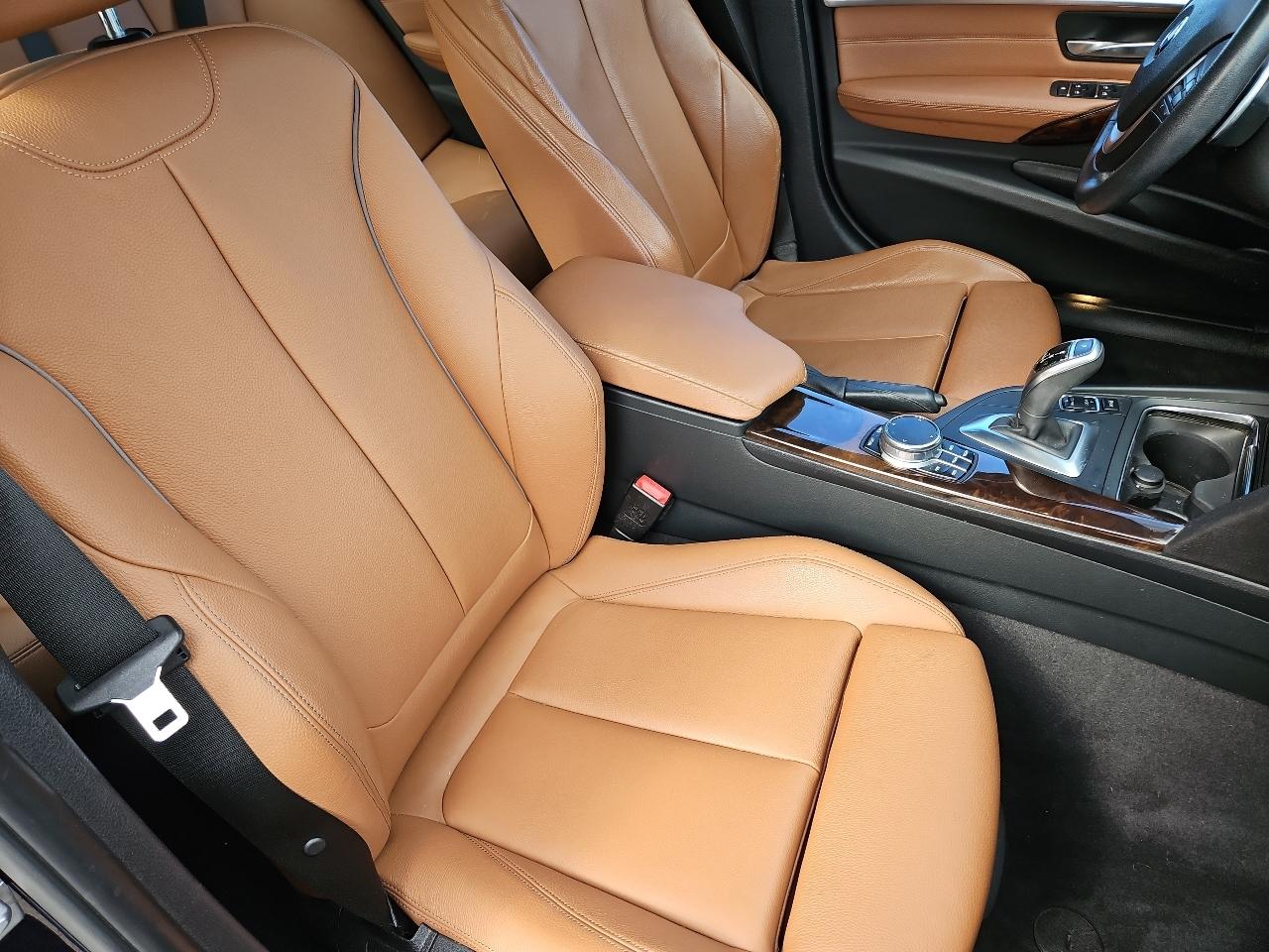 BMW 3-Series  2017