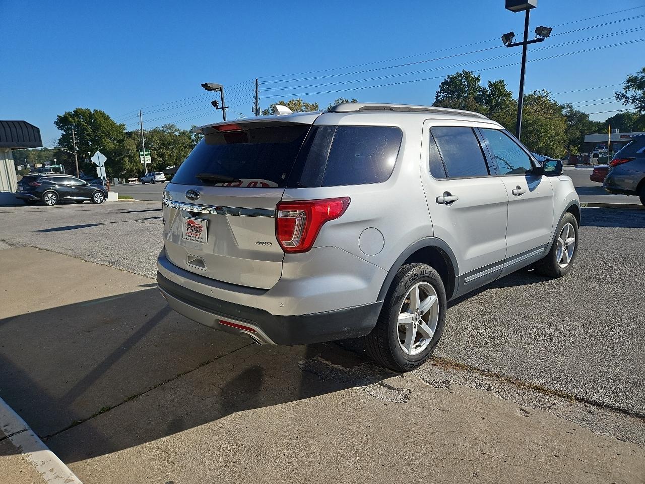 Ford Explorer XLT 4WD 2017