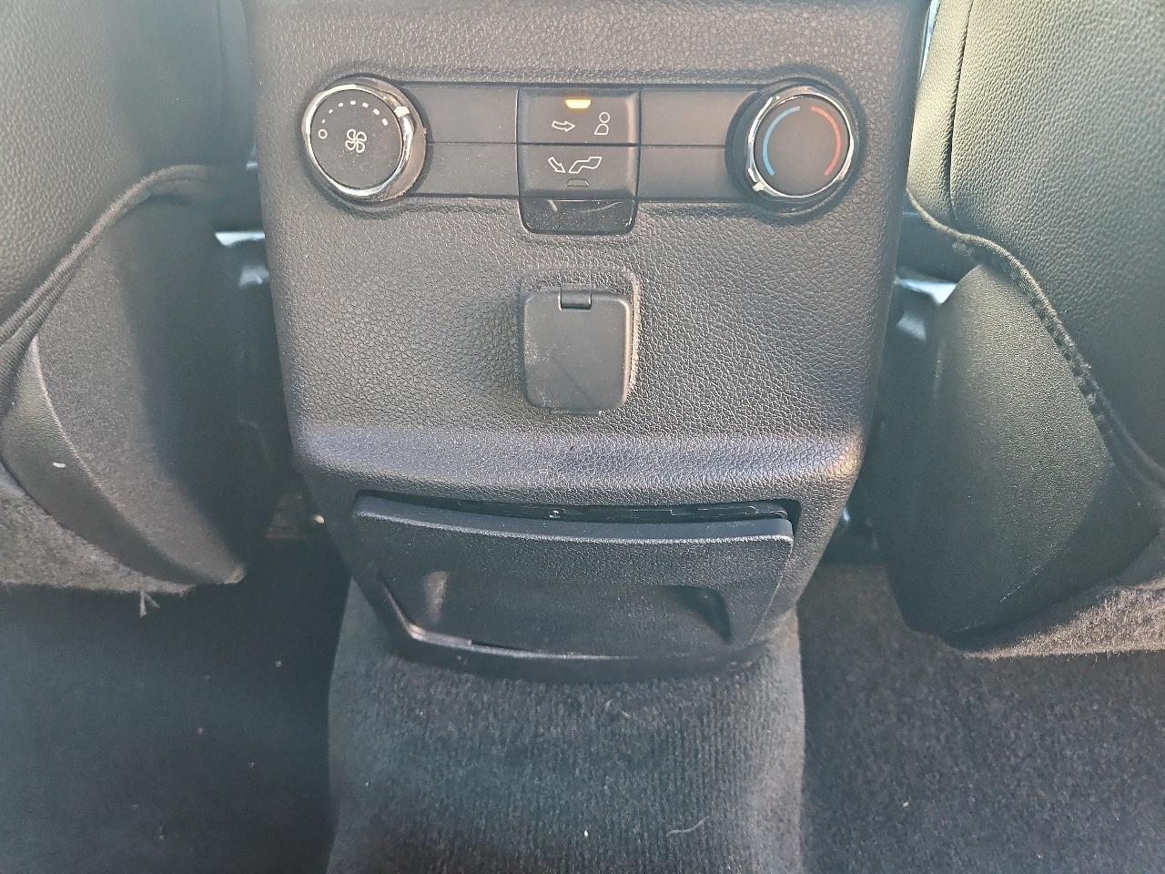 Ford Explorer XLT 4WD 2017