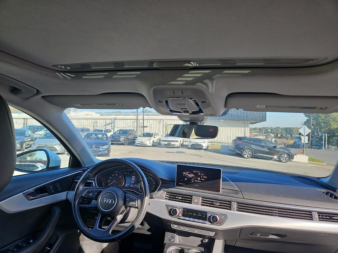 Audi A4 2.0T Premium Sedan 2017