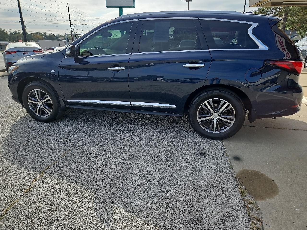 Infiniti QX60 Base AWD 2018
