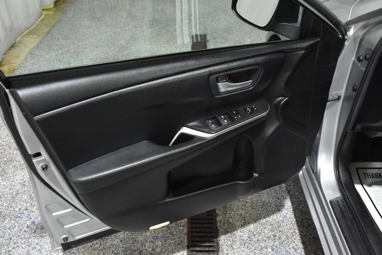 Toyota Camry LE 2017