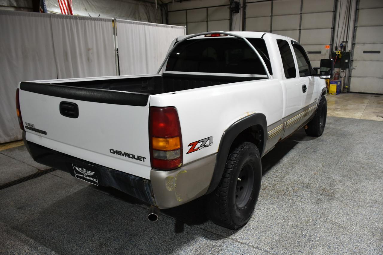 Chevrolet Silverado 1500 LT Ext. Cab Long Bed 4WD 2002