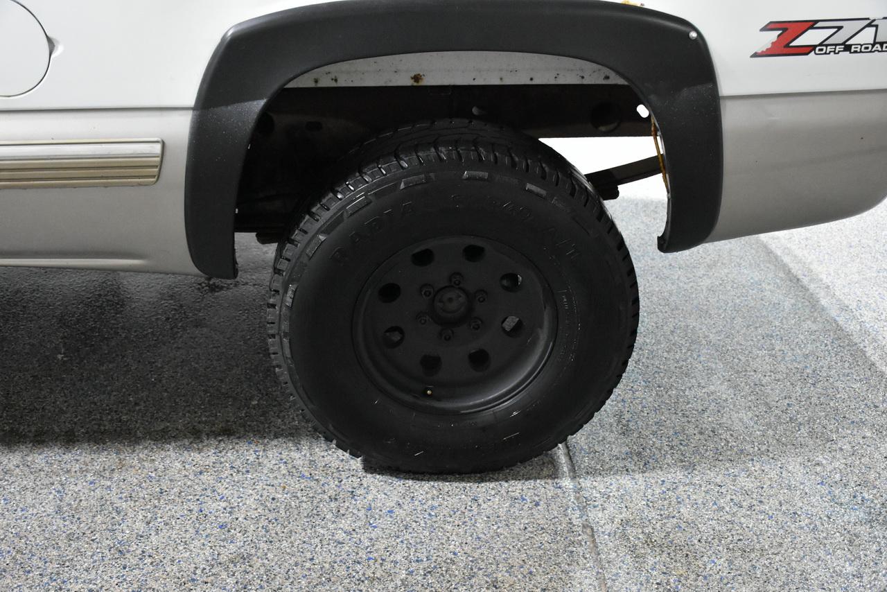 Chevrolet Silverado 1500 LT Ext. Cab Long Bed 4WD 2002