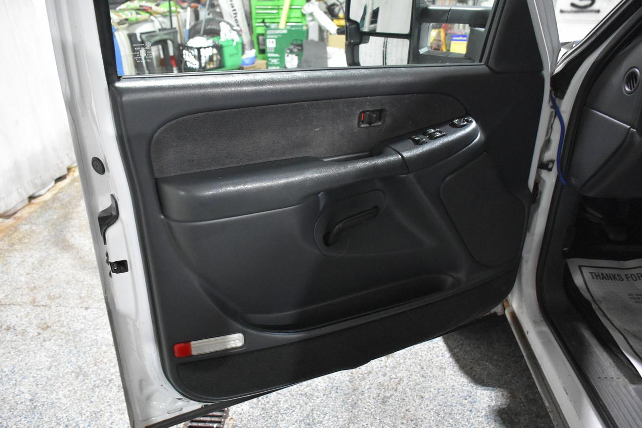 Chevrolet Silverado 1500 LT Ext. Cab Long Bed 4WD 2002