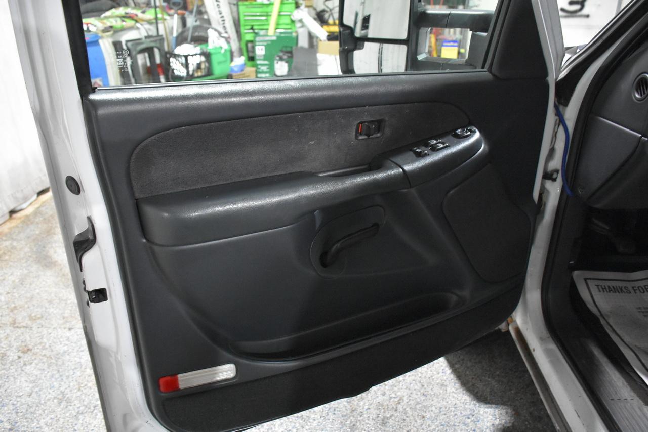 Chevrolet Silverado 1500 LT Ext. Cab Long Bed 4WD 2002