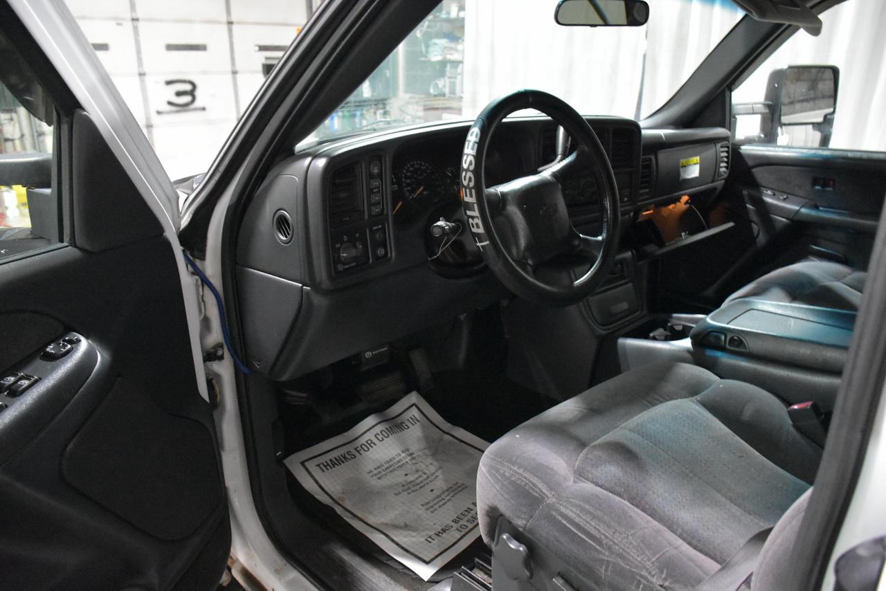 Chevrolet Silverado 1500 LT Ext. Cab Long Bed 4WD 2002