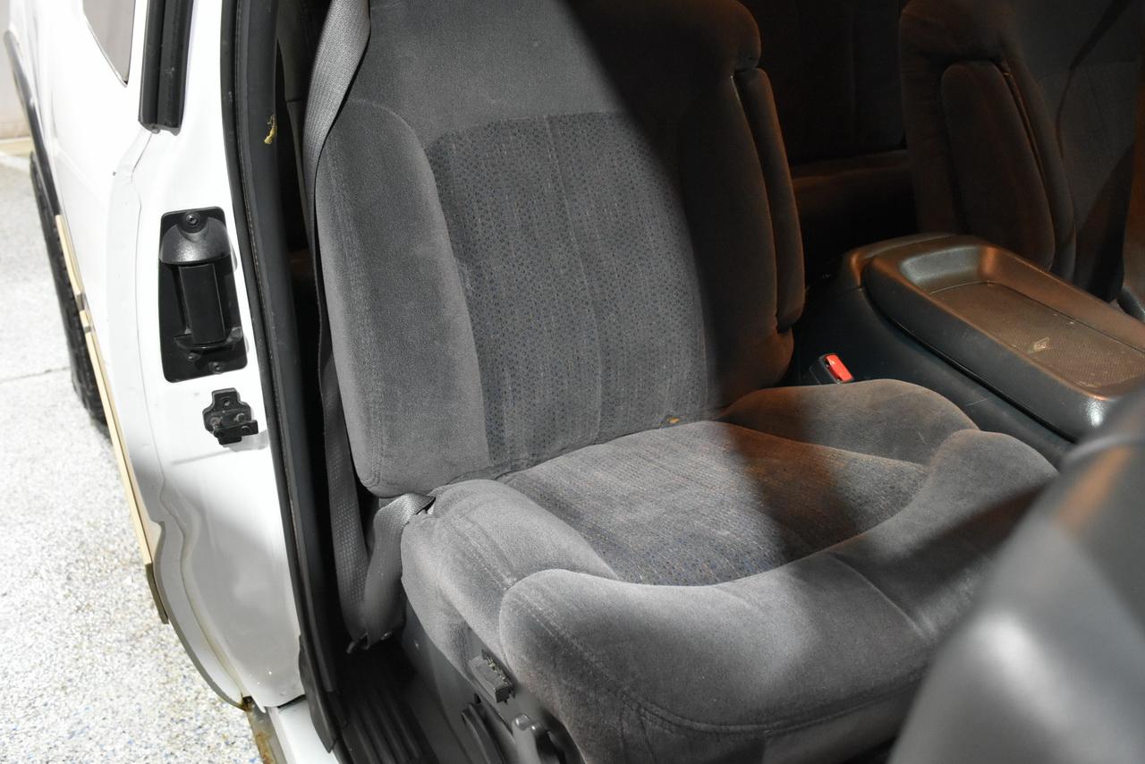 Chevrolet Silverado 1500 LT Ext. Cab Long Bed 4WD 2002