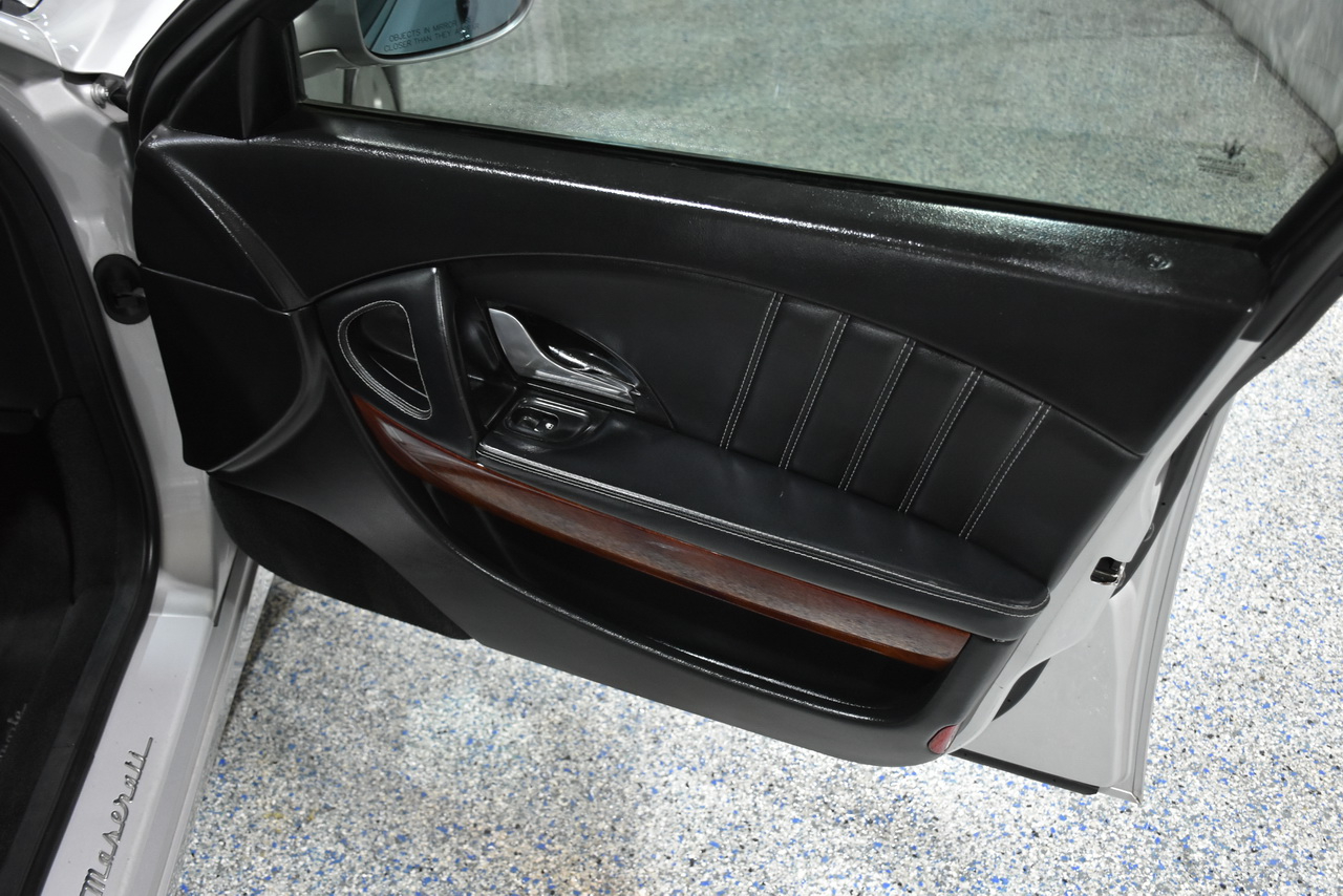 Maserati Quattroporte Sedan 2006 Maserati Quattroporte Sedan 2006