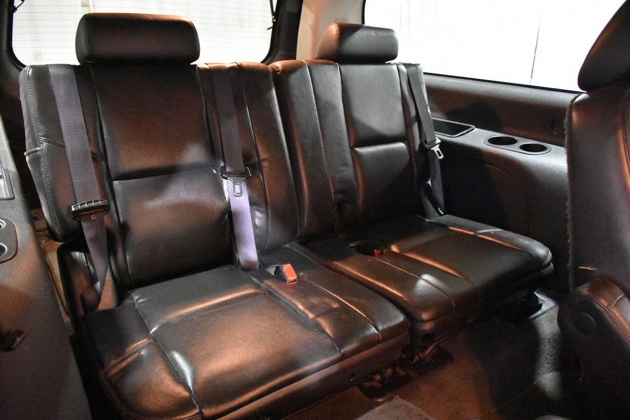 Cadillac Escalade ESV AWD Premium 2011 Cadillac Escalade ESV AWD Premium 2011