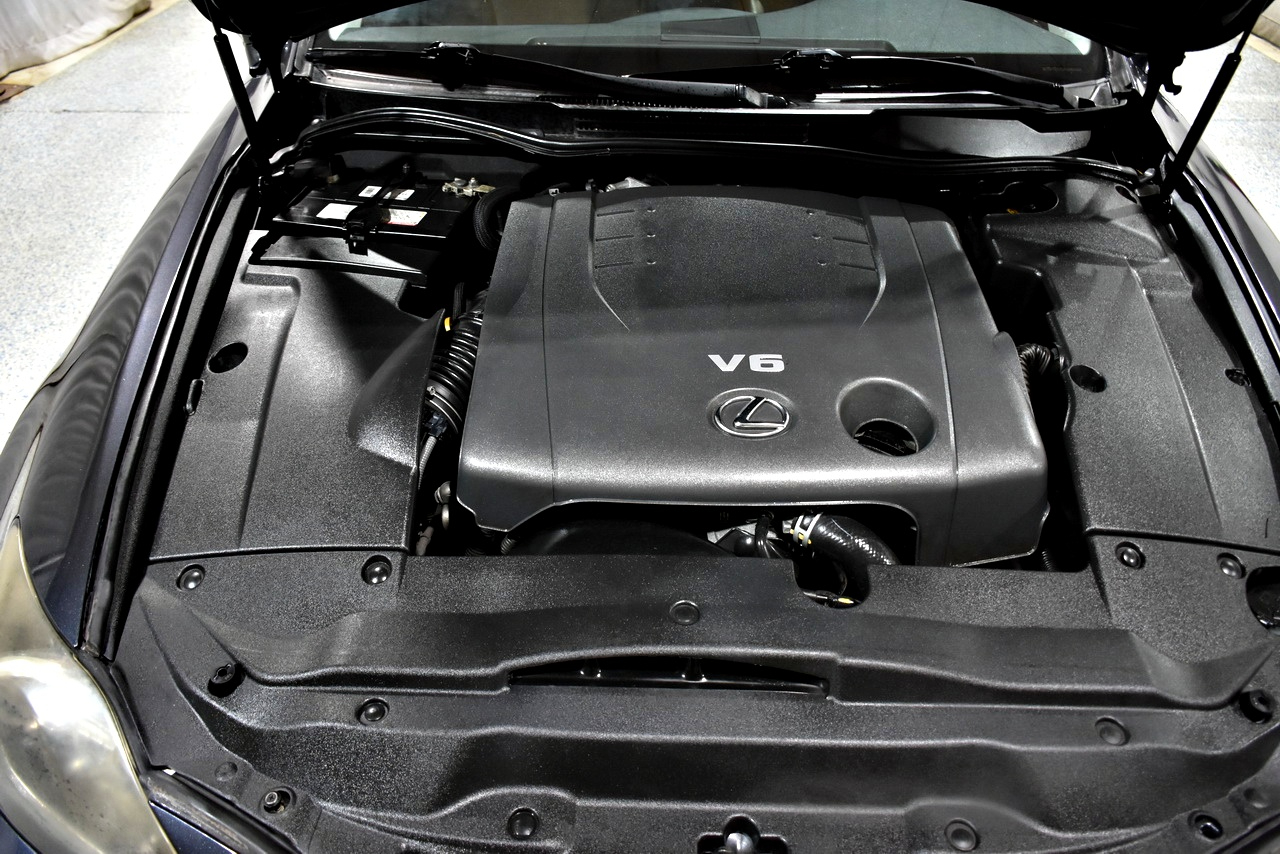 Lexus IS C 250 2011 Lexus IS C 250 2011