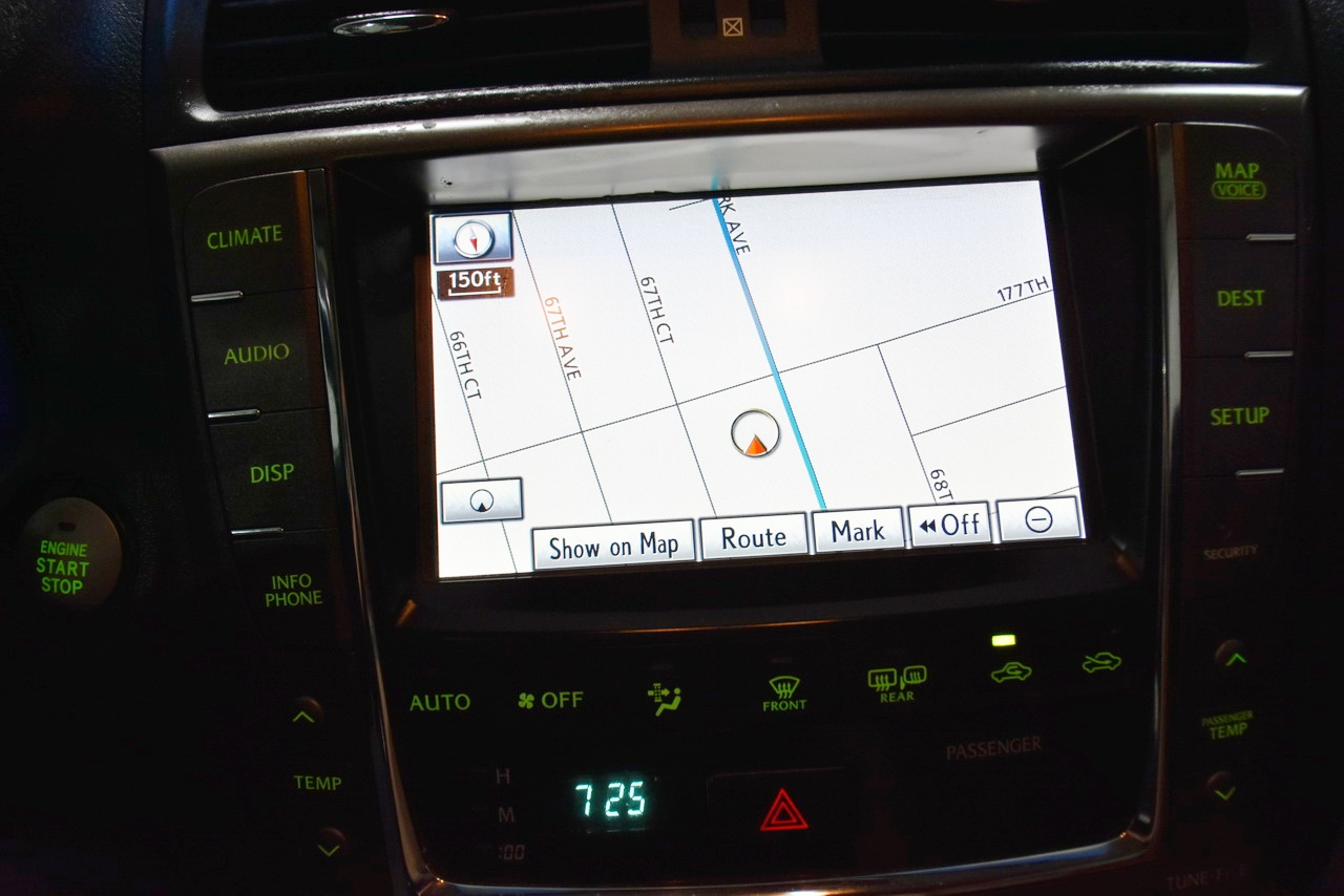Lexus IS C 250 2011 Lexus IS C 250 2011