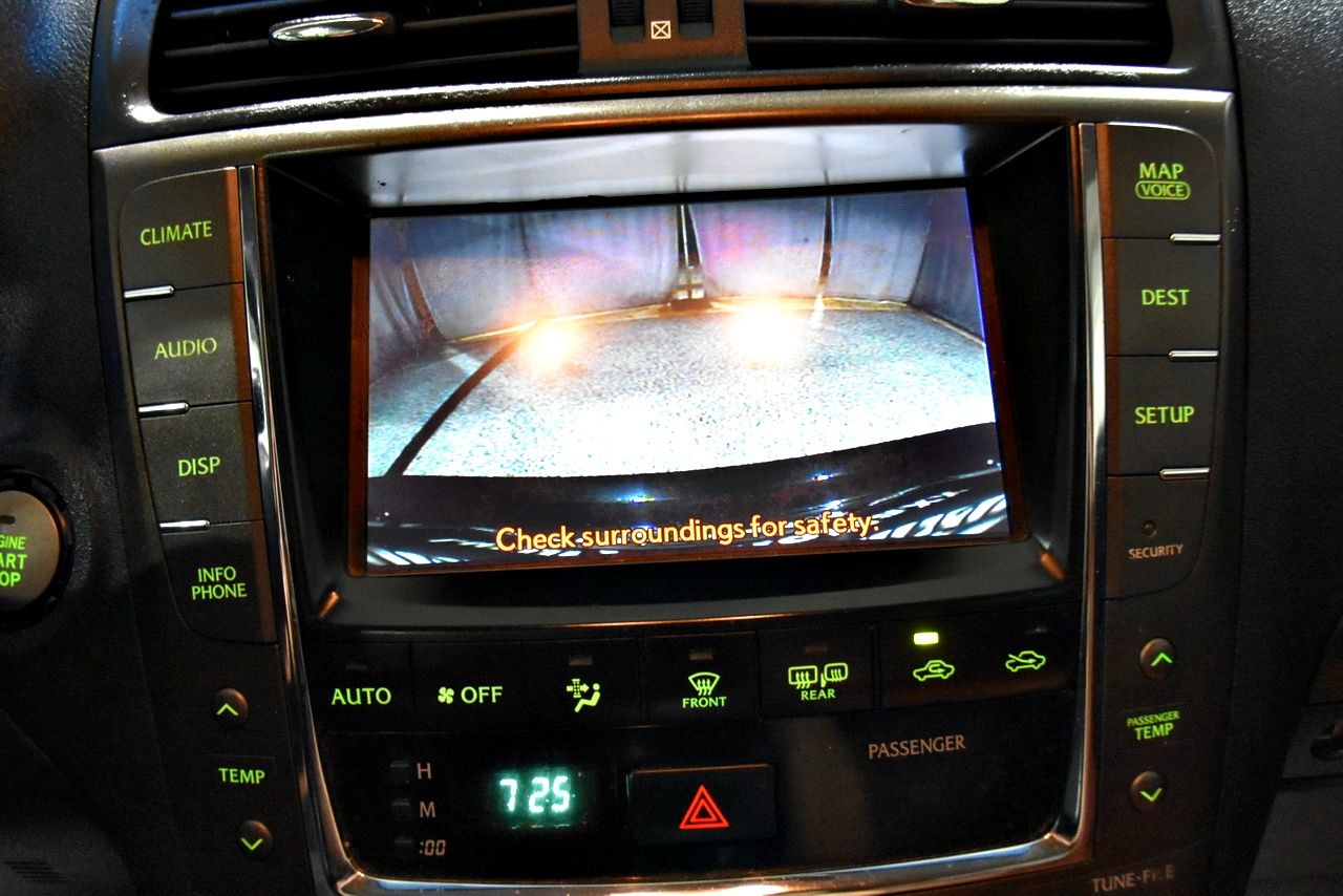 Lexus IS C 250 2011 Lexus IS C 250 2011