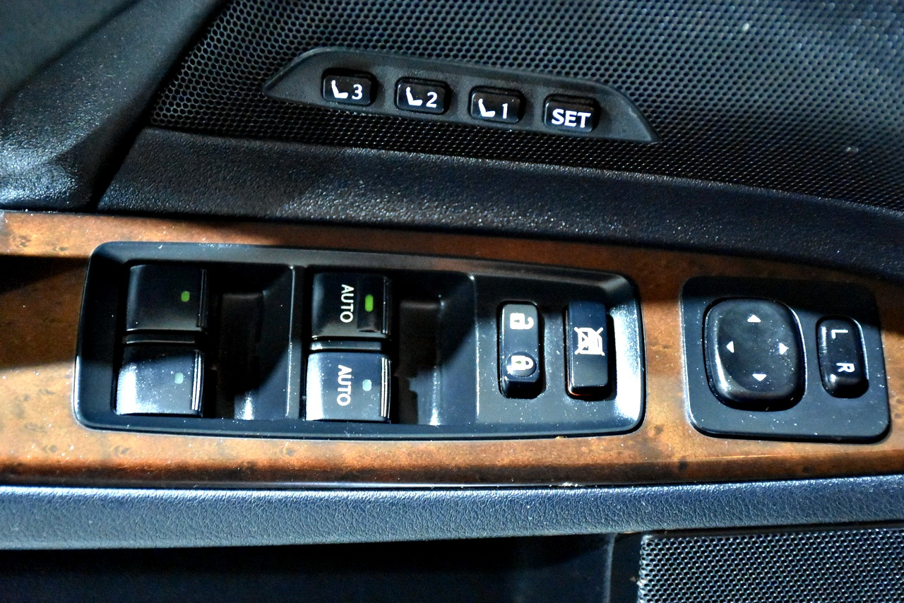 Lexus IS C 250 2011 Lexus IS C 250 2011