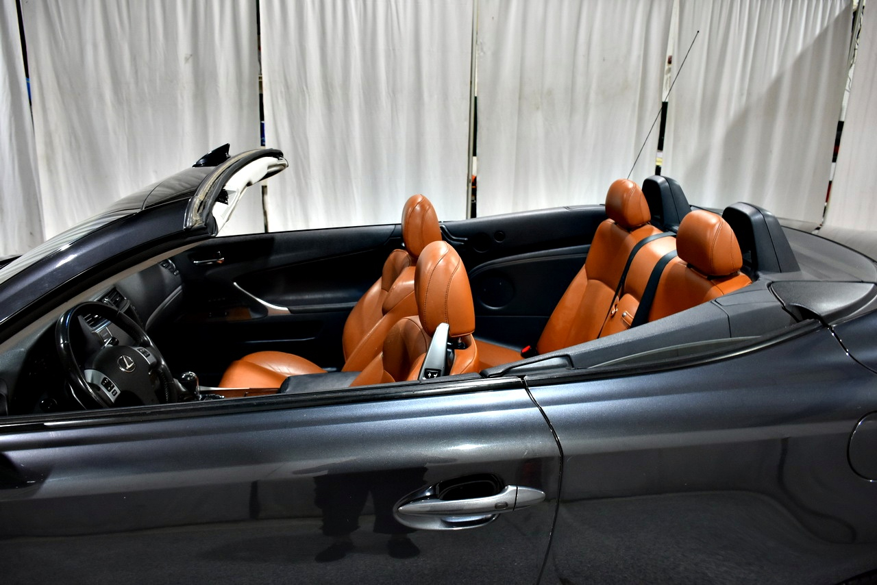 Lexus IS C 250 2011 Lexus IS C 250 2011