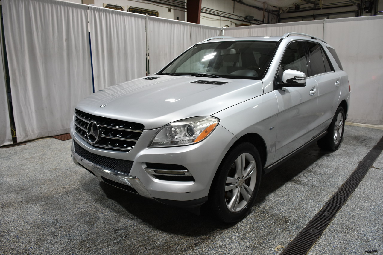 Mercedes-Benz M-Class ML350 4MATIC 2012 Mercedes-Benz M-Class ML350 4MATIC 2012