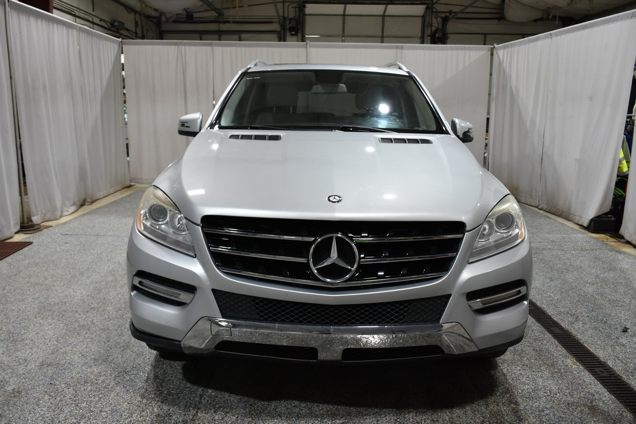 Mercedes-Benz M-Class ML350 4MATIC 2012 Mercedes-Benz M-Class ML350 4MATIC 2012