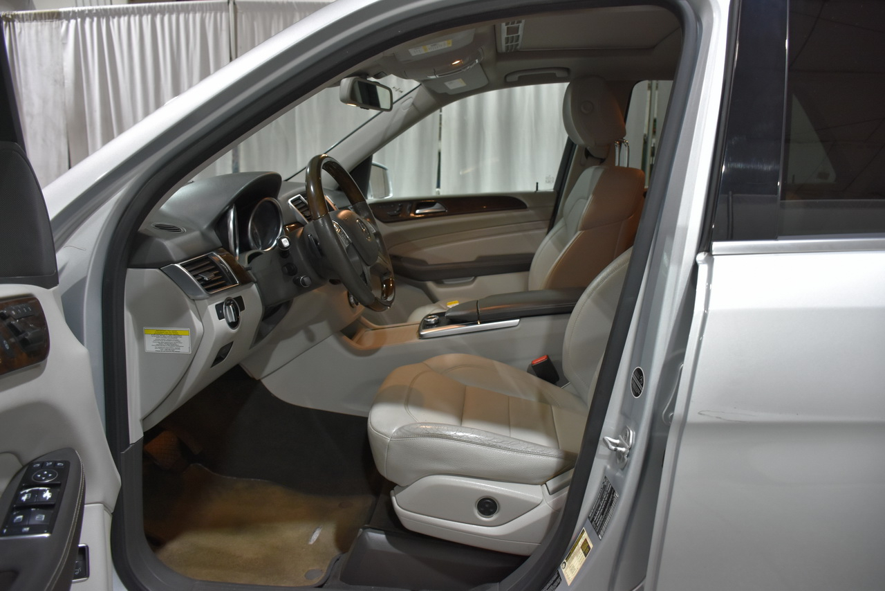 Mercedes-Benz M-Class ML350 4MATIC 2012 Mercedes-Benz M-Class ML350 4MATIC 2012
