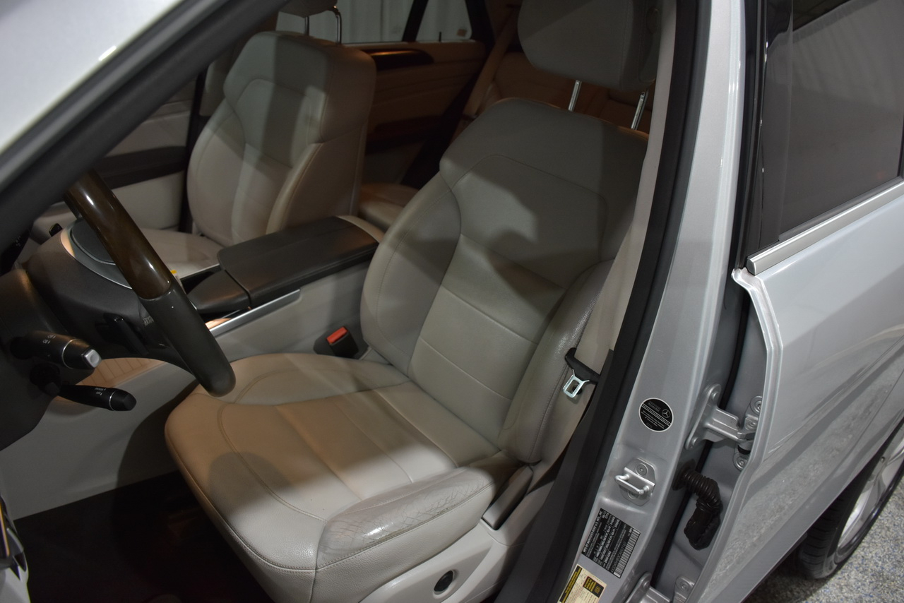 Mercedes-Benz M-Class ML350 4MATIC 2012 Mercedes-Benz M-Class ML350 4MATIC 2012
