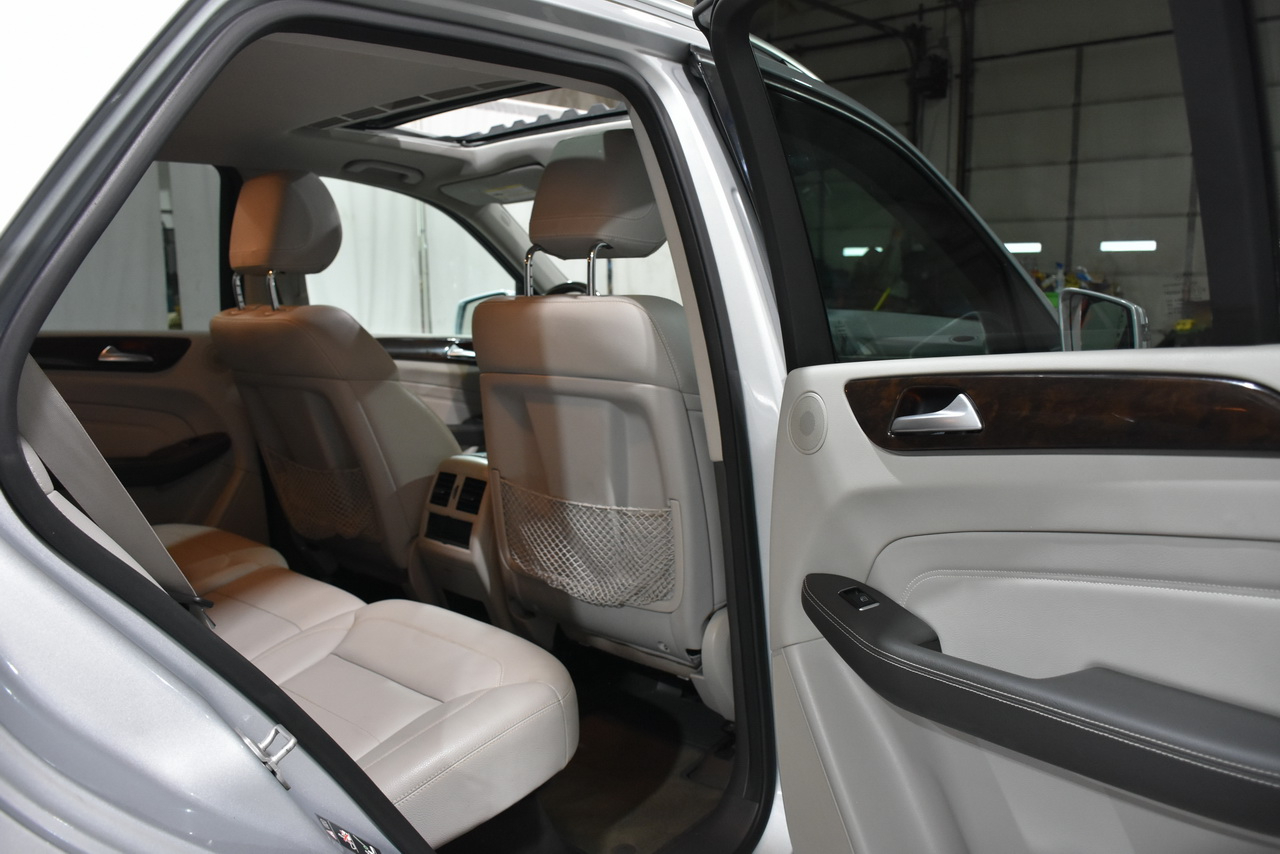 Mercedes-Benz M-Class ML350 4MATIC 2012 Mercedes-Benz M-Class ML350 4MATIC 2012