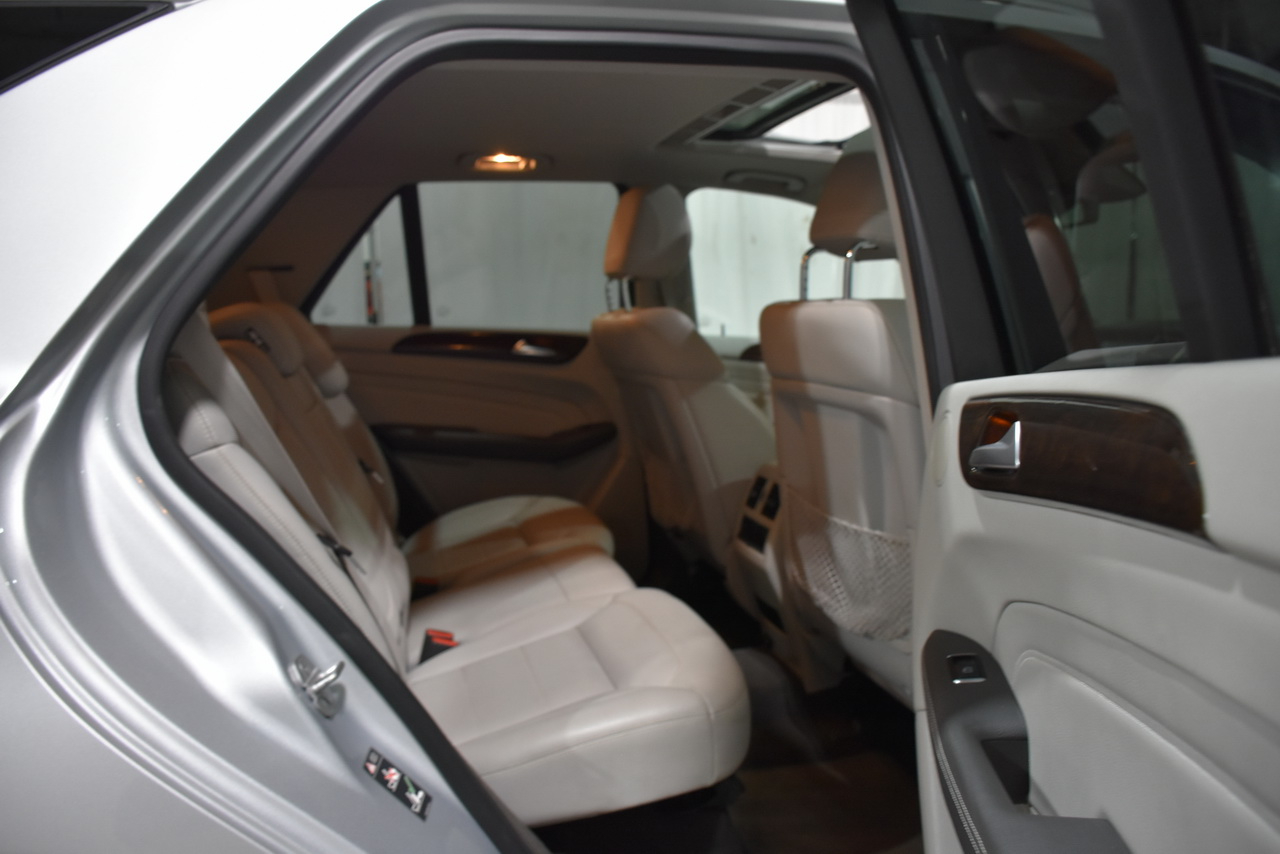 Mercedes-Benz M-Class ML350 4MATIC 2012 Mercedes-Benz M-Class ML350 4MATIC 2012
