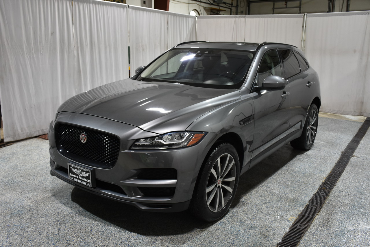2018 Jaguar F-PACE Prestige photo 4