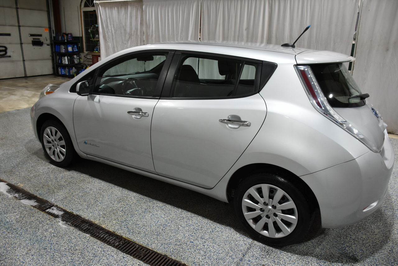 Nissan Leaf S 2013 Nissan Leaf S 2013